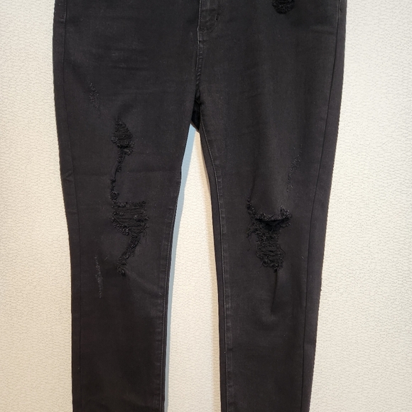 Judy Blue High Waisted Skinny Fit Distressed Black Jeans Size 13/31 - Picture 3 of 10